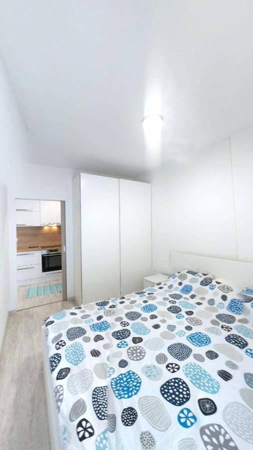 Apartament Old Town 1 Bdr, A/C, W/Parking Bratysława Zewnętrze zdjęcie